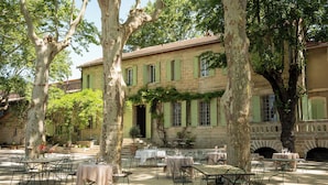 Exterior - Auberge de la Treille (Avignon)