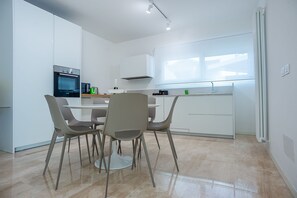 Comfort Villa, 3 Bedrooms, Private Pool | Living area