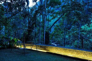 Exterior - The Weir House (Ulapane)