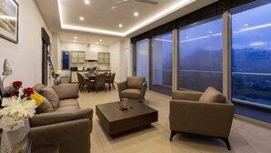 Vila premium, 4 quartos, vista para a montanha | Área de estar
