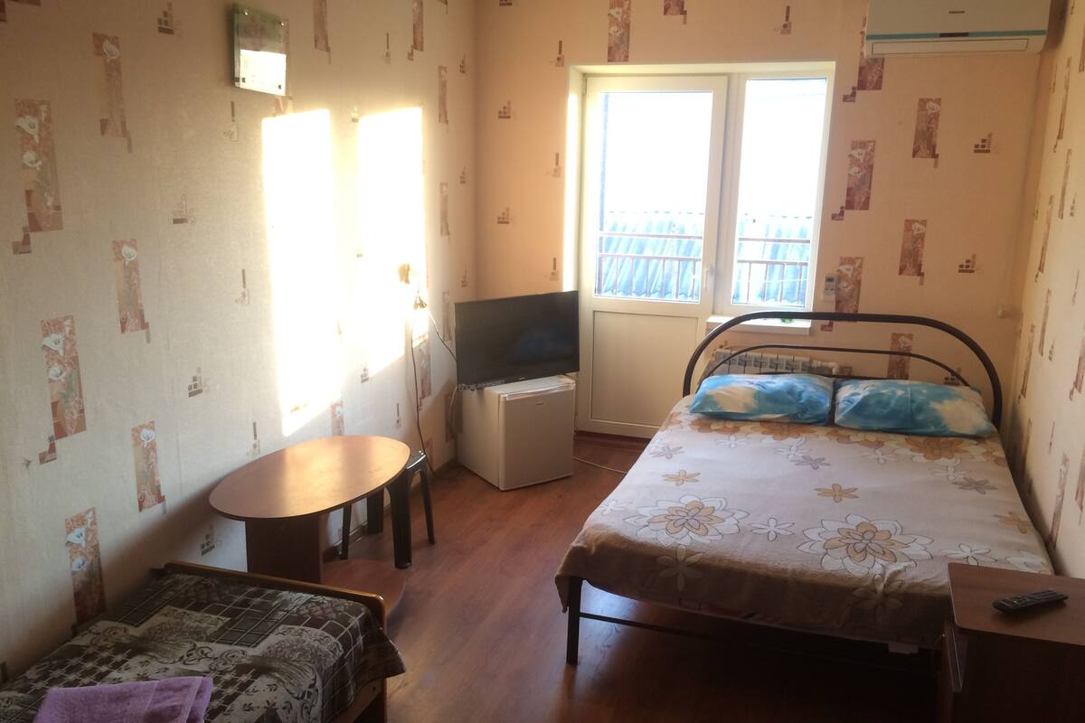 Superior Triple Room | Iron/ironing board, free WiFi, bed sheets