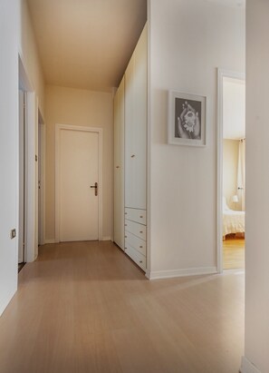 Apartamento, 3 habitaciones | Servicio de la habitación