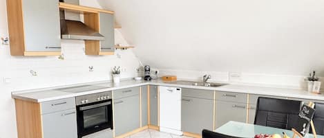 Apartment, 2 Bedrooms, Balcony | Private kitchen | Coffee/tea maker, full-size fridge, microwave, oven