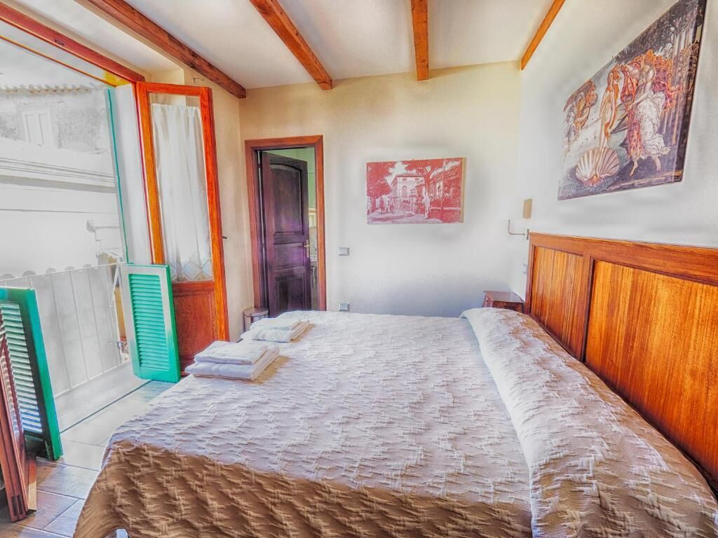 Minibar, Zimmersafe, Schreibtisch, schallisolierte Zimmer