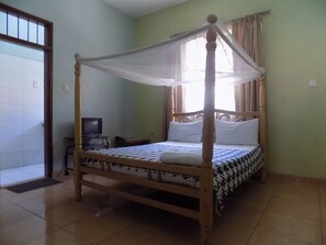 Chambre Double Standard | Bureau, Wi-Fi gratuit, draps fournis