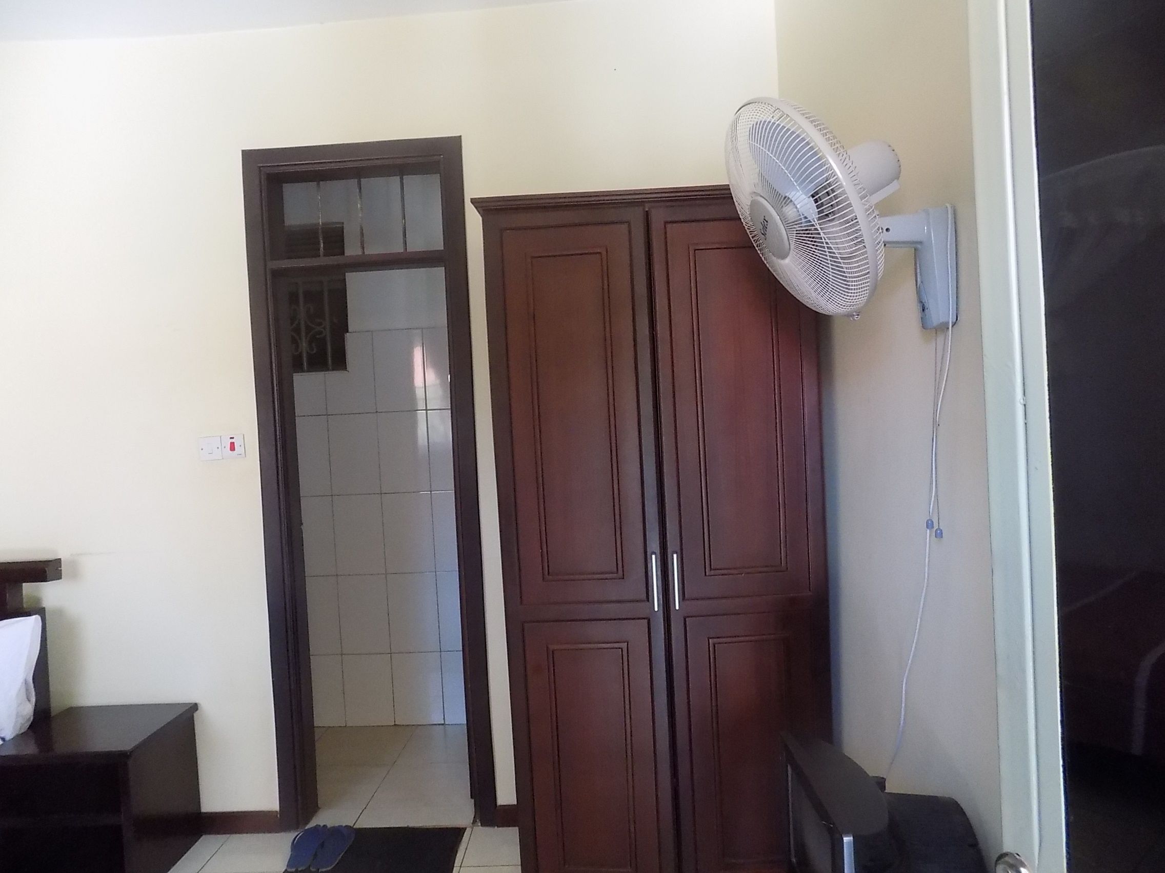 Kahden hengen economy-huone | Oleskelualue