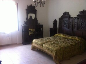 1 bedroom, cots/infant beds, free WiFi, bed sheets