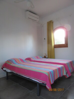 4 Schlafzimmer, Bügeleisen/Bügelbrett, Reisekinderbett, kostenloses WLAN