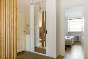 Two bedroom apartment in Pilies street nr.23 | 1 sovrum, sängtillbehör av högsta kvalitet och skrivbord