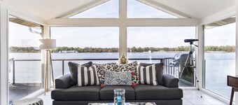 The River's Edge Oasis...Relax & unwind...Casual luxury close to downtown Lville