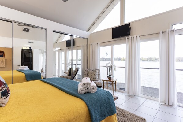 1 chambre, fer et planche à repasser, Wi-Fi, literie fournie