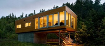 Neal Creek Retreat - Urban Design, Gorgeous Rural Natural Surroundings