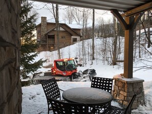 Outdoor dining - Creekside Condo w/ private hot tub at Boyne!  Ski-in/Ski-out, Golf, Bike, Swim  (Boyne Falls)