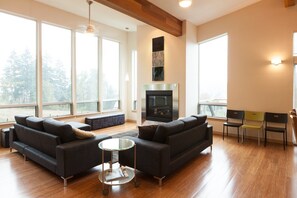 Televisio, takka, DVD-soitin