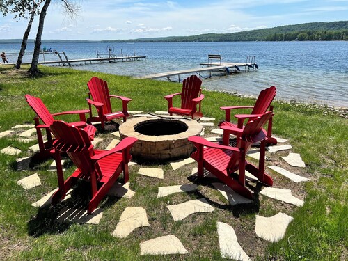 Book your 2026 summer vacation now!