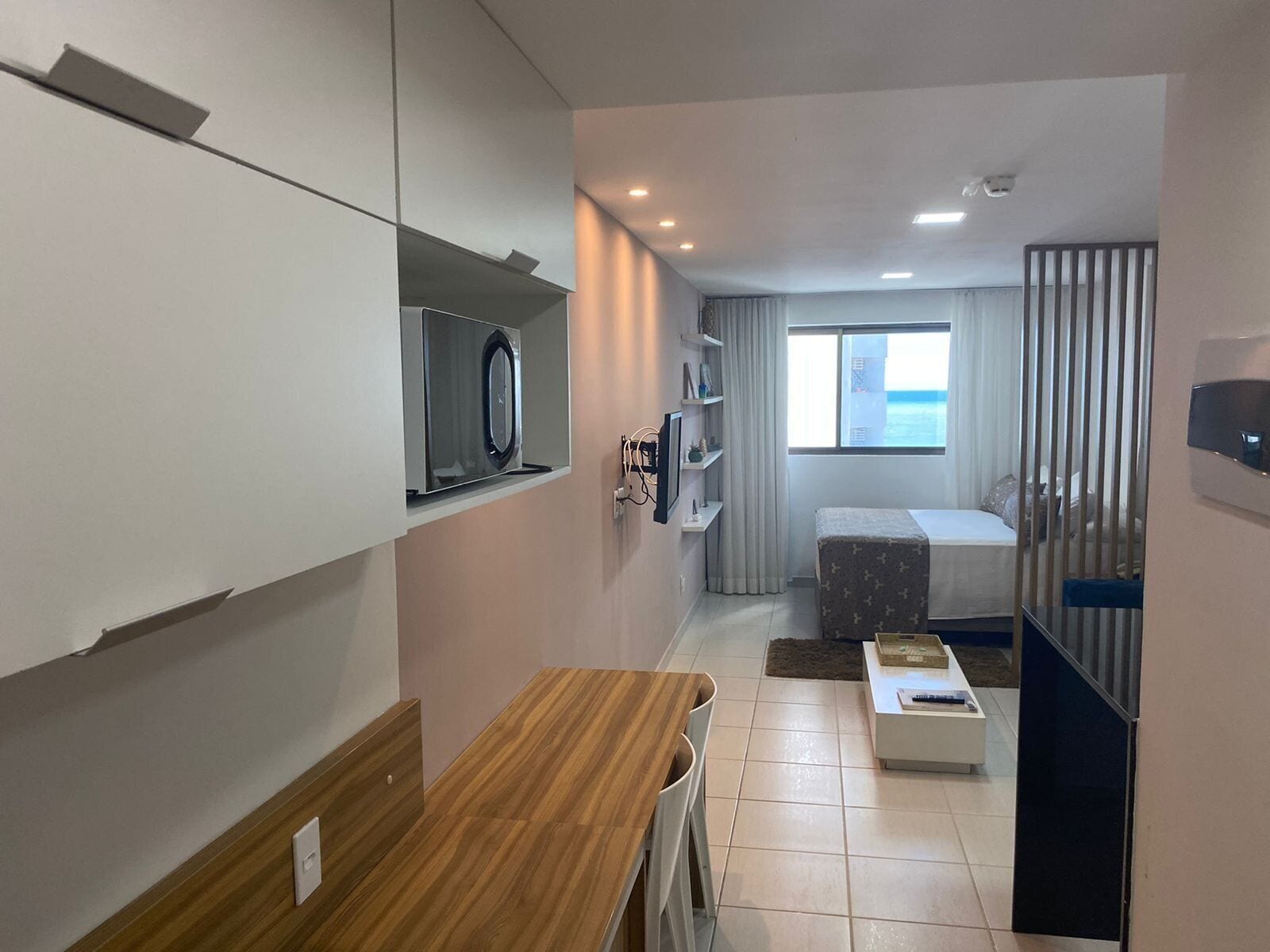 Standard-Apartment, 1 Doppelbett | Zimmersafe, individuell dekoriert, individuell eingerichtet