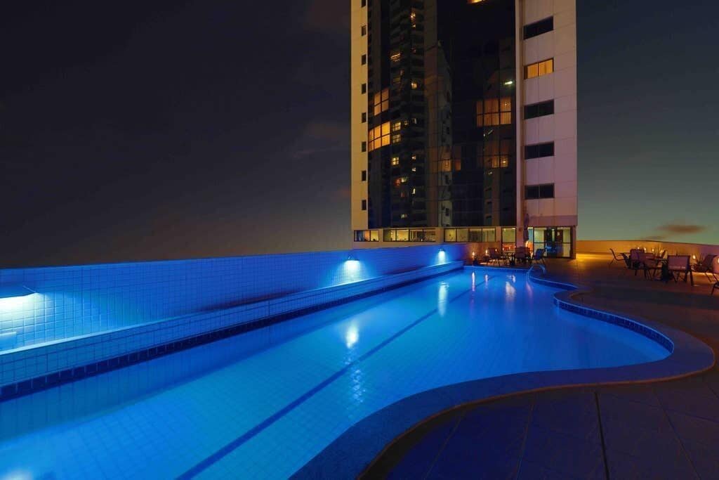 Deluxe Suite Sea View 1° - 23° floor | Piscina | Piscina externa
