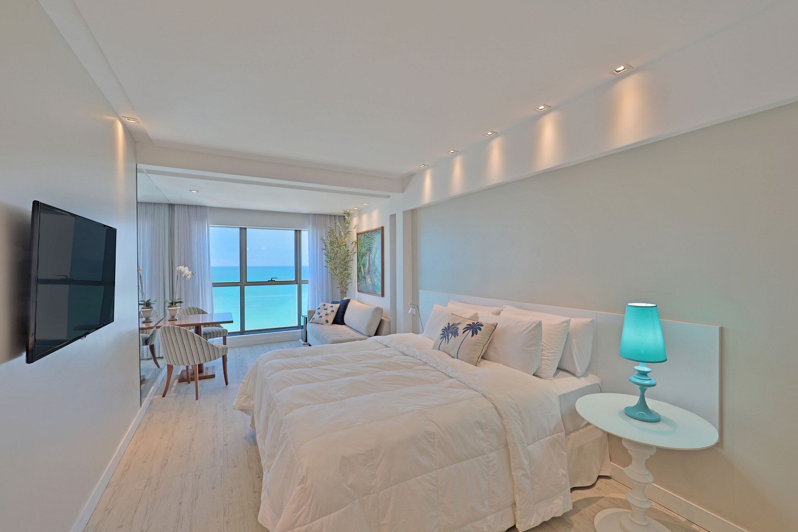Deluxe Suite Sea View 1° - 23° floor | In-room safe, individually decorated, individually furnished
