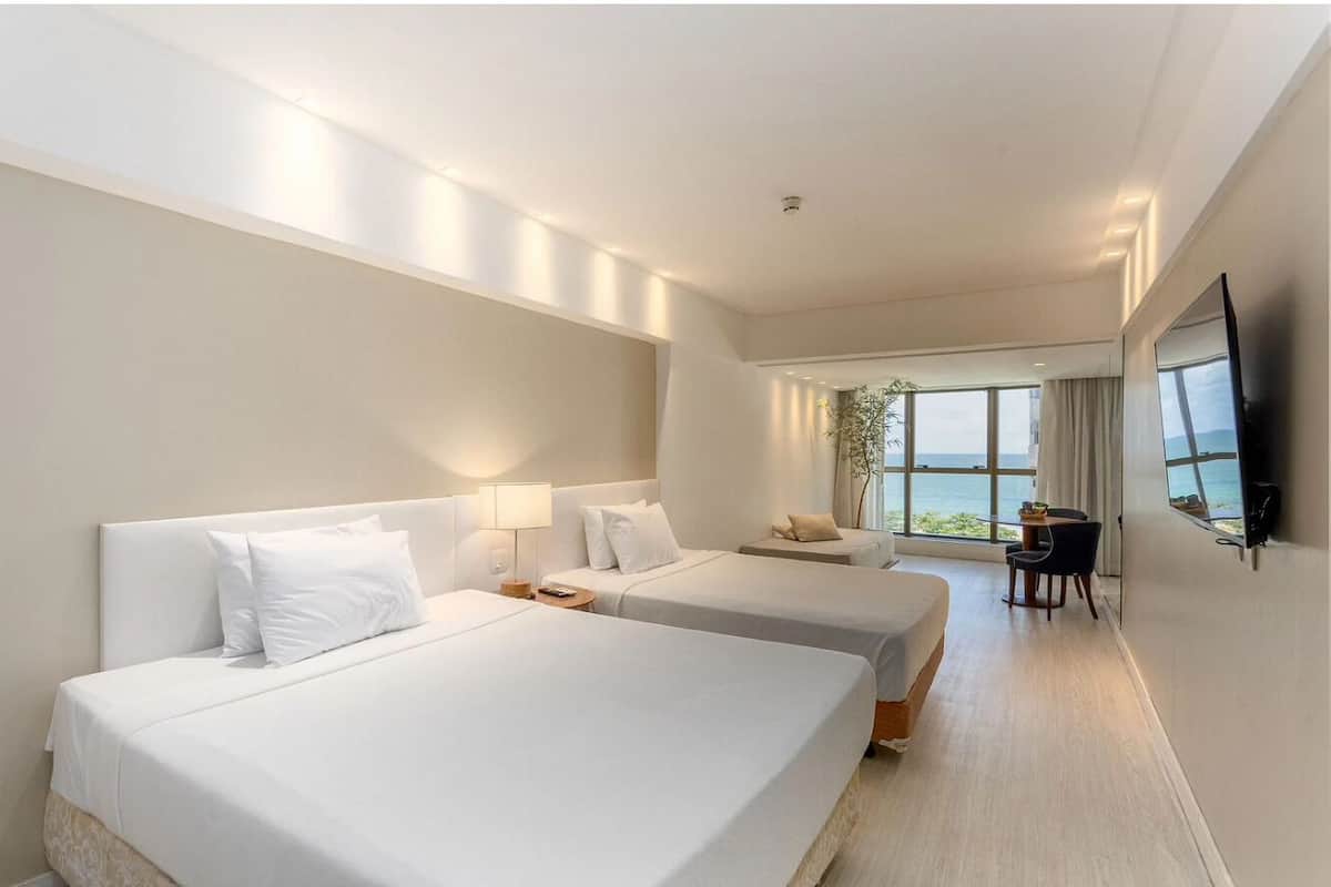 Apartment | In-room safe, blackout drapes, soundproofing, WiFi (free)