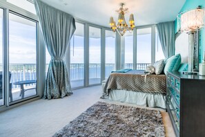 Penthouse, 5 Bedrooms, Ocean View | Individually decorated, individually furnished, free wired Internet - Lagoon Tower by Luxury Gulf Rentals (Gulf Shores)