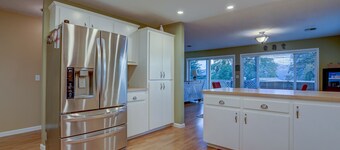 Northern Lights - Spa, élégance de saumon blanc! Étapes vers le centre-ville de saumon blanc