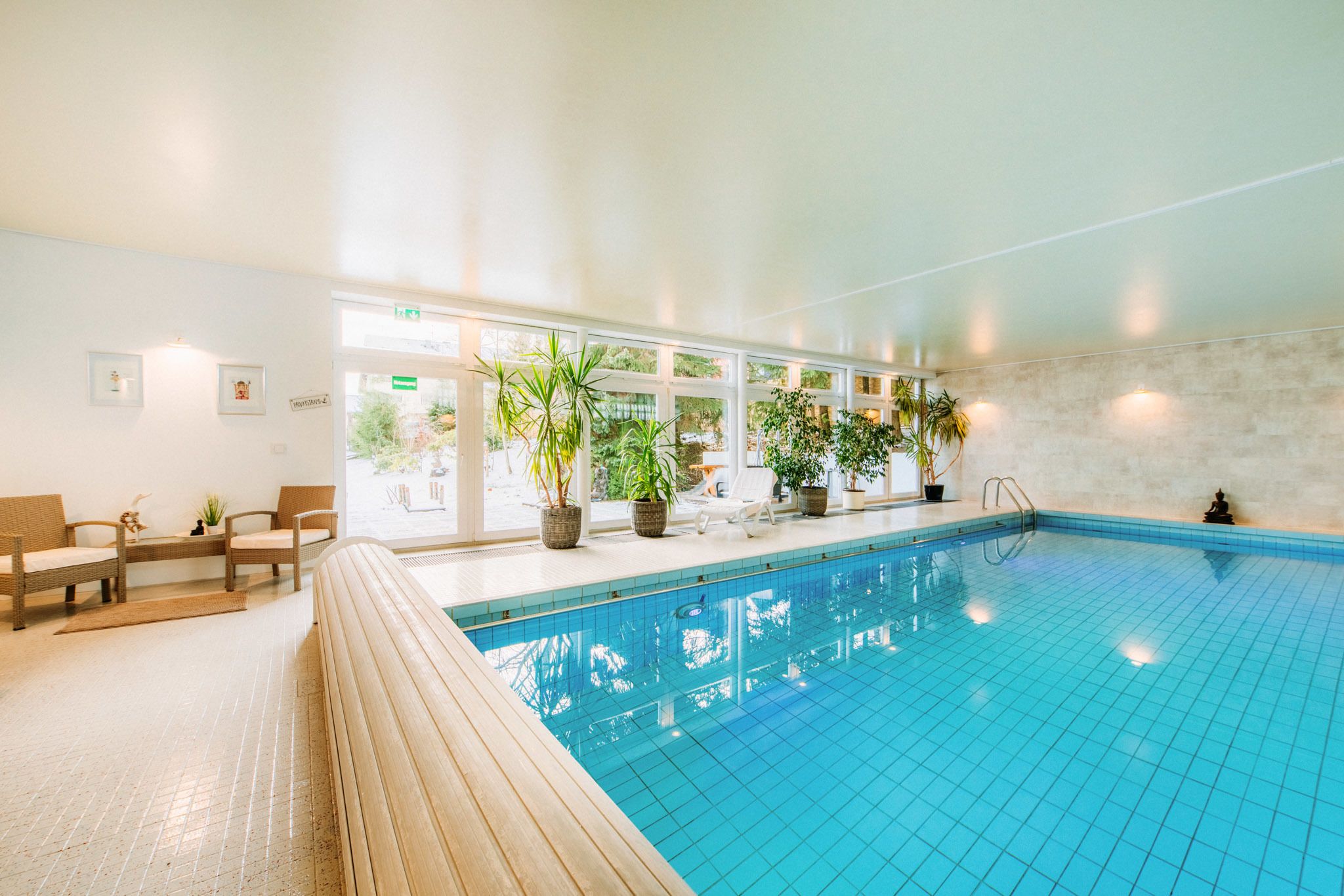 indoor pool, pool loungers