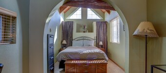 Waveseeker - Walk to Downtown White Salmon, Sweet Retreat