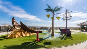 Children's play area - outdoor - Phoenix V by Luxury Gulf Rentals (Orange Beach)