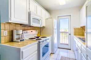 Doppelzimmer, 2 Schlafzimmer | Eigene Küche | Kühlschrank, Mikrowelle, Ofen, Herdplatte