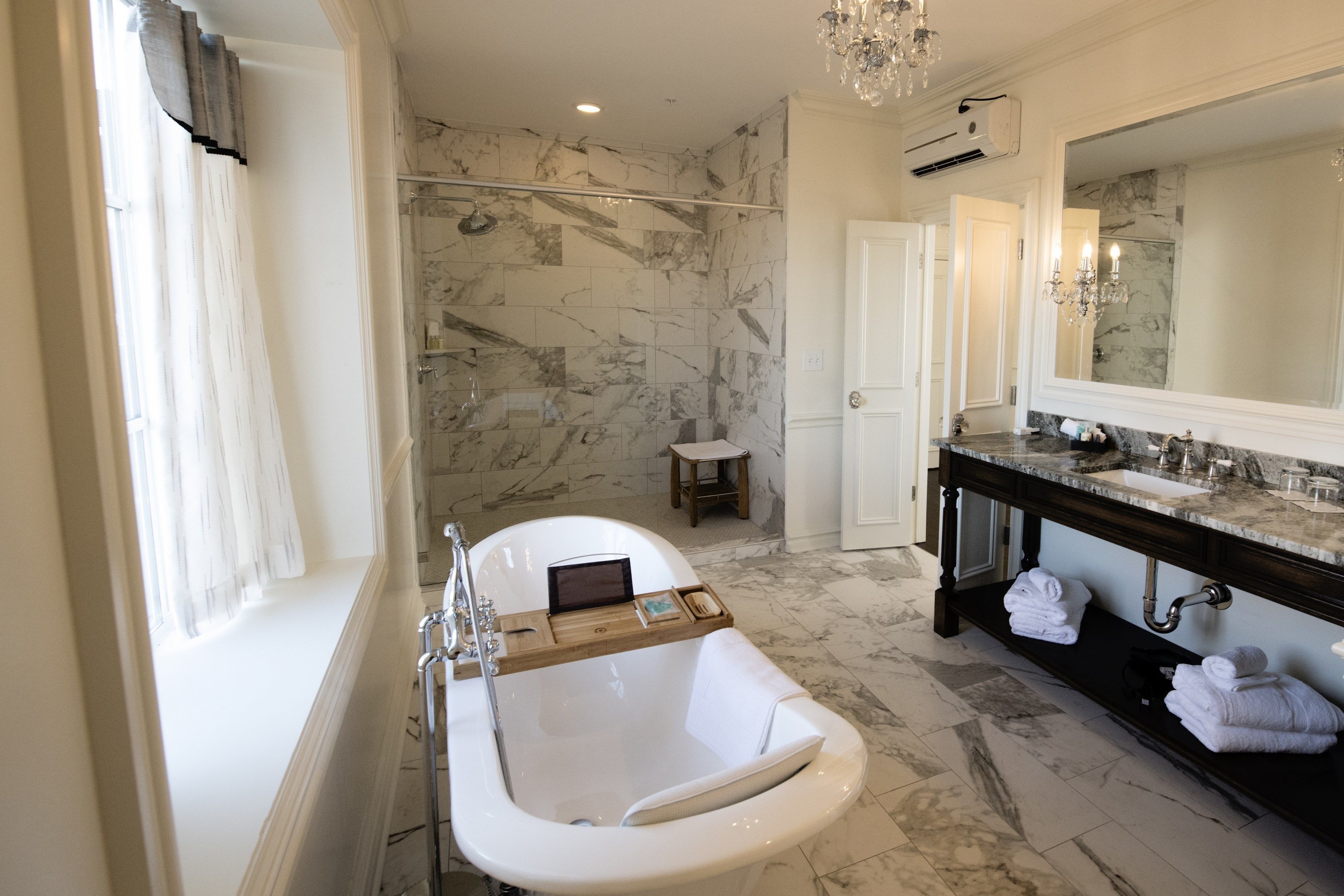 grand room, non smoking, private bathroom (2nd floor) | bathroom | designer toiletries, hair dryer, bathrobes, towels
