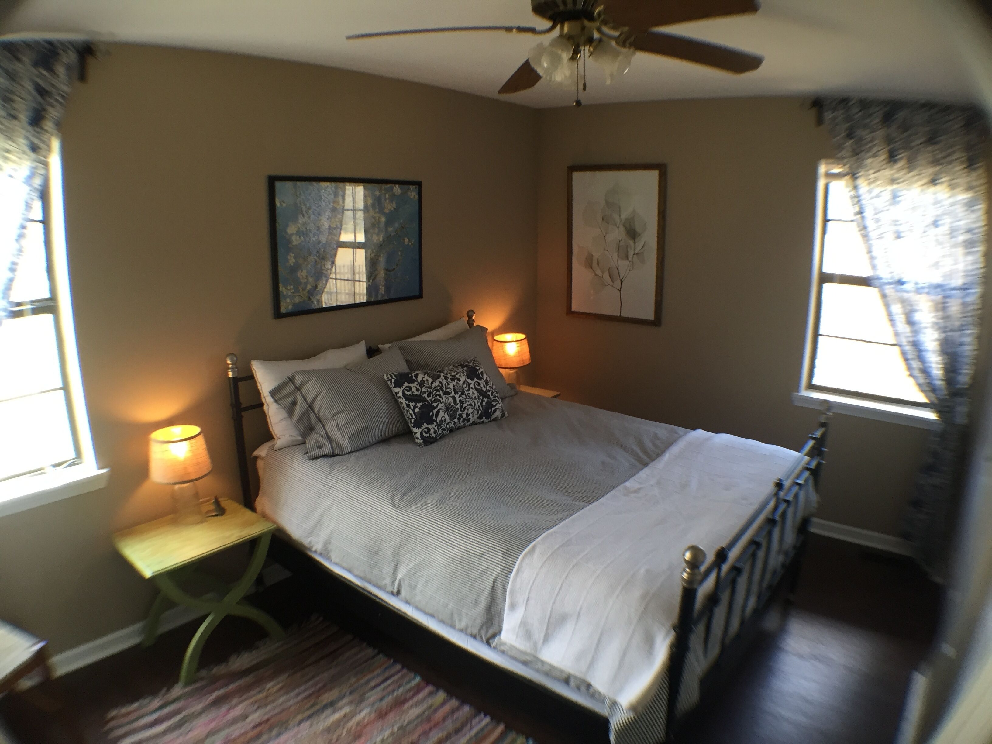 2 chambres, bureau, fer et planche à repasser, Wi-Fi gratuit