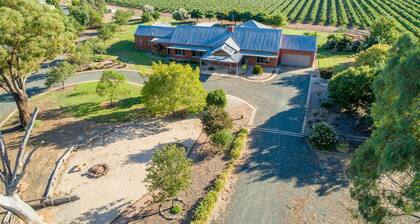 Luxury Vineyard Estate | Pool | 5 Bedrooms