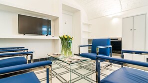 Lobby lounge - Cafe Bleu Relais (Sassari)