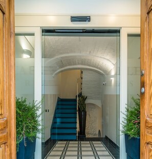 Property entrance - Cafe Bleu Relais (Sassari)