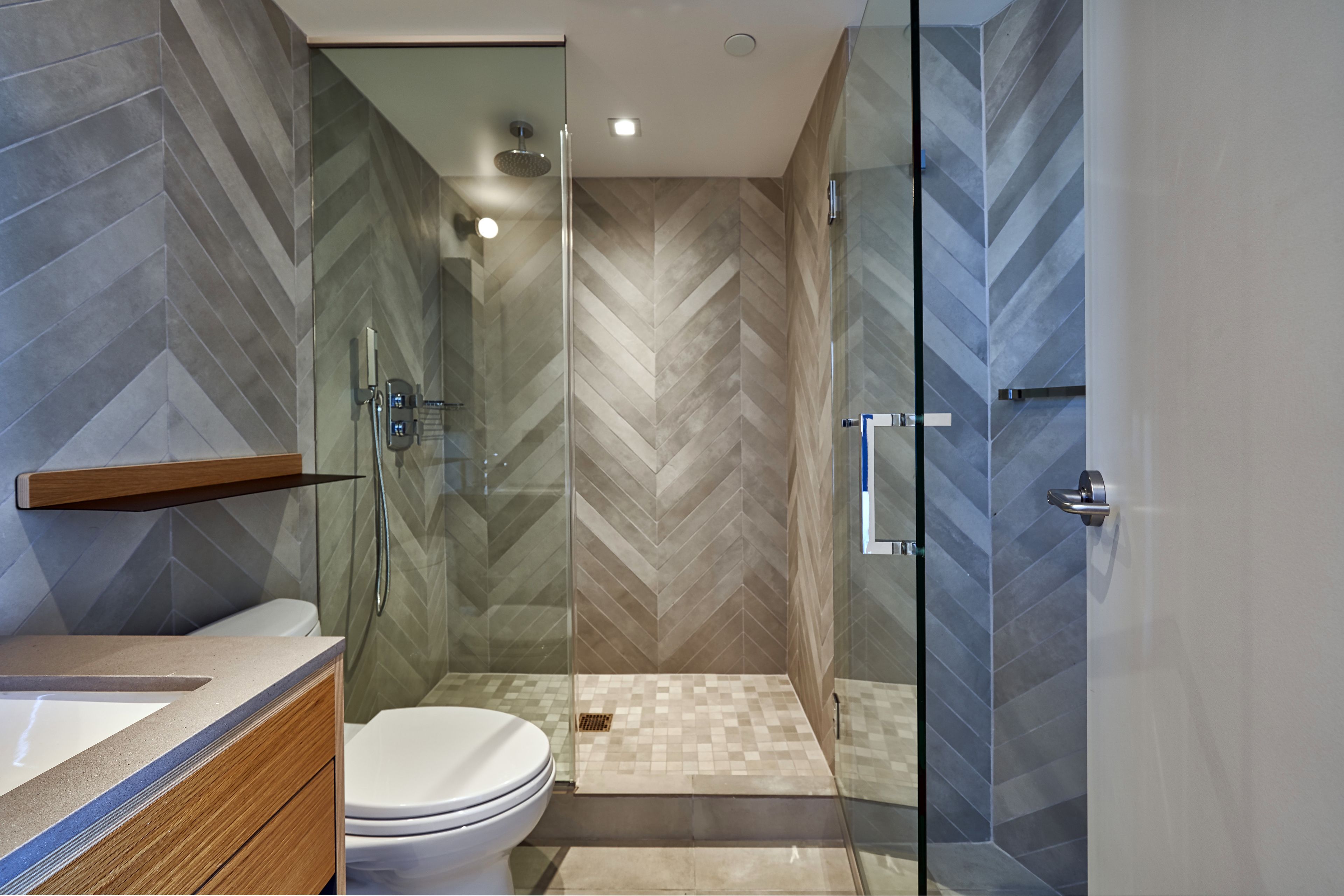 premier suite | bathroom | shower, rainfall showerhead, free toiletries, hair dryer