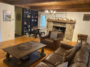 Smart-TV, peis, TV-spill og Netflix