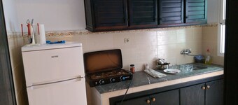 Tidy and Calm appartment equiped with WiFI close to airport and ocean