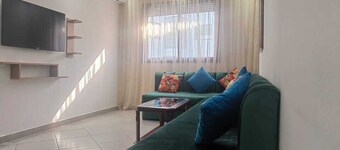 Tidy and Calm appartment equiped with WiFI close to airport and ocean