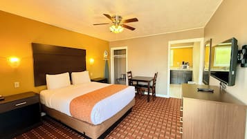 Suite, 1 cama de matrimonio, no fumadores | 1 dormitorio, tabla de planchar con plancha, wifi gratis y ropa de cama