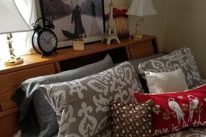 1 bedroom, desk, iron/ironing board, travel cot - 30+Day❤️Smarthome King 4KTV Keurig WD❤️of Downtown (Klamath Falls)