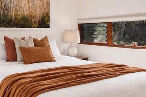 1 dormitorio, tabla de planchar con plancha, cuna de viaje y wifi gratis