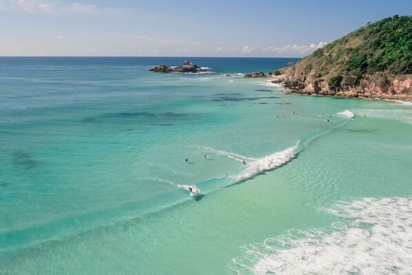 Beach nearby, sun-loungers, beach towels