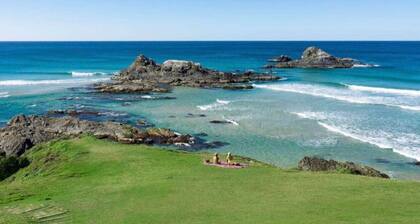 Private Beachfront Bungalow. Pet-Friendly!