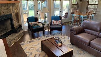 Smart TV, fireplace, video games, DVD player