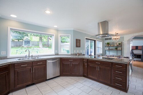 Battle Ground Vacation Home near Battle Ground Village 