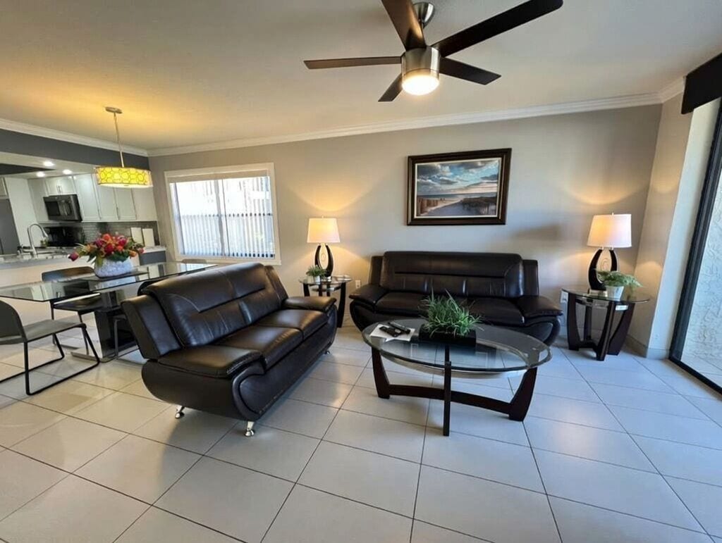 Smart TV, table tennis