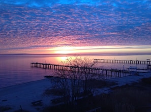 3 عدّة غرف نوم ومكتب ومكواة/لوح كي وسرير سفر
