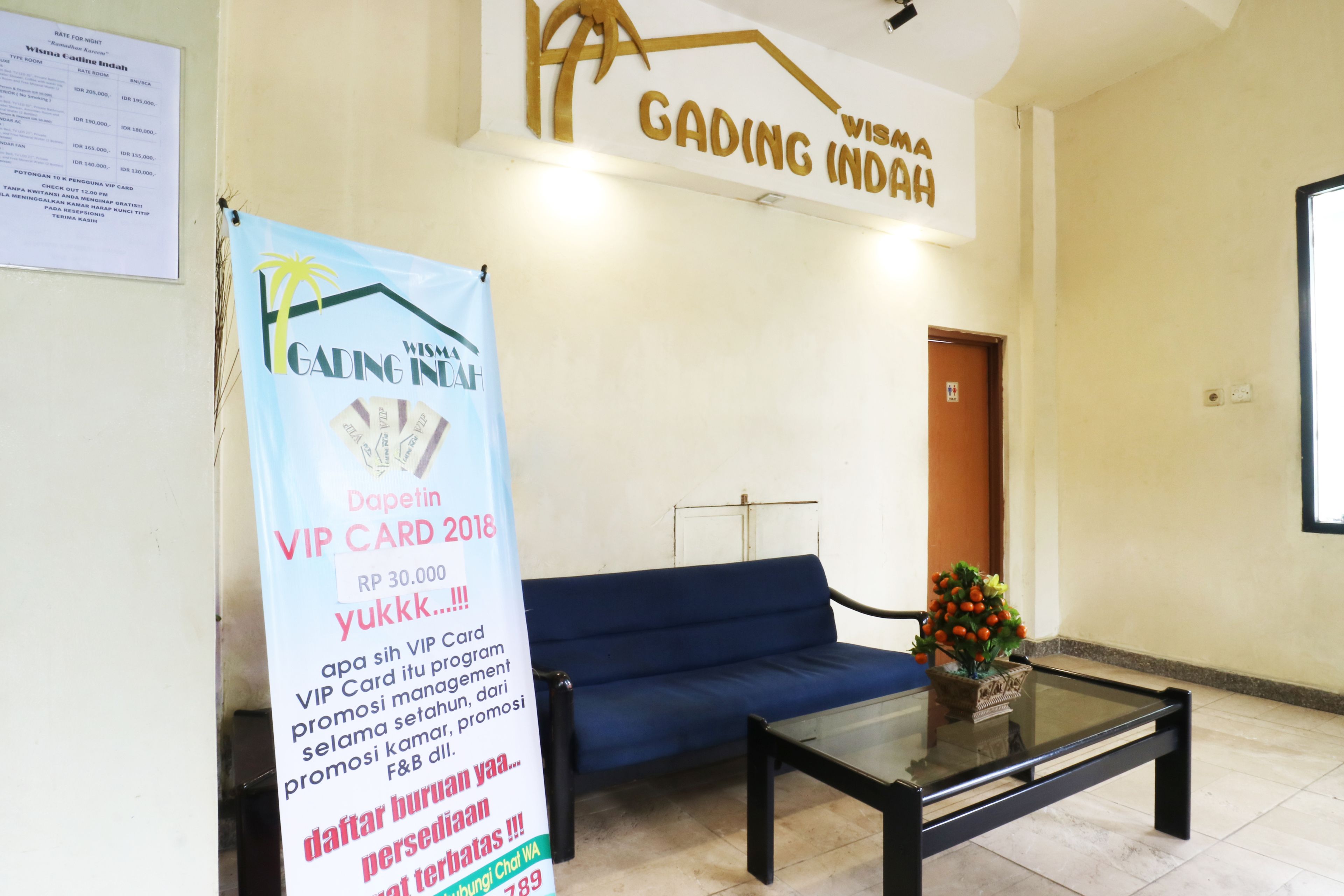Ruang duduk lobi