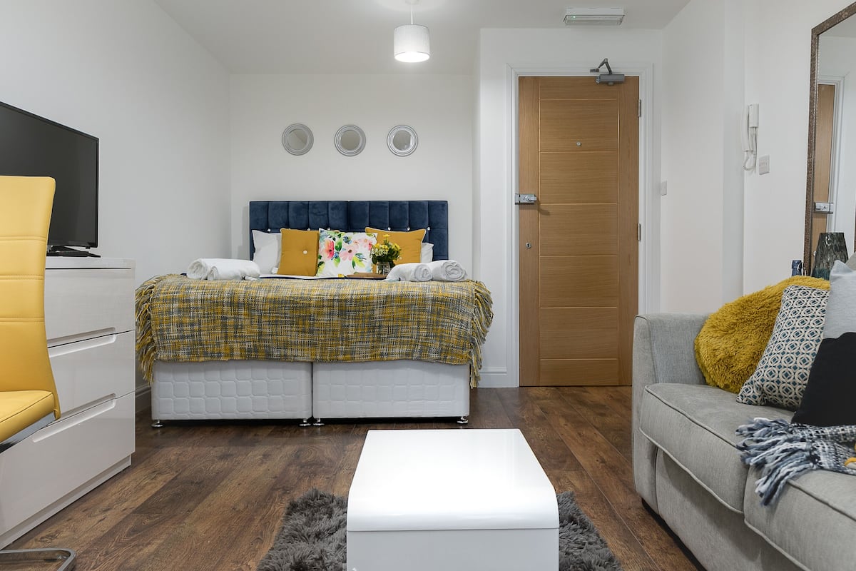 1 bedroom