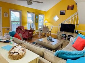 Living area - Beach Bells 4 Bedroom Home by RedAwning (Supply)